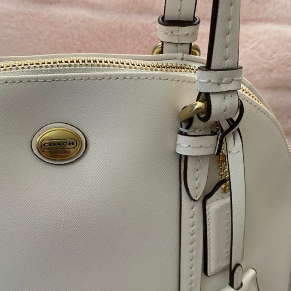 Coach Cream Tote Bag - Picture 12 of 16